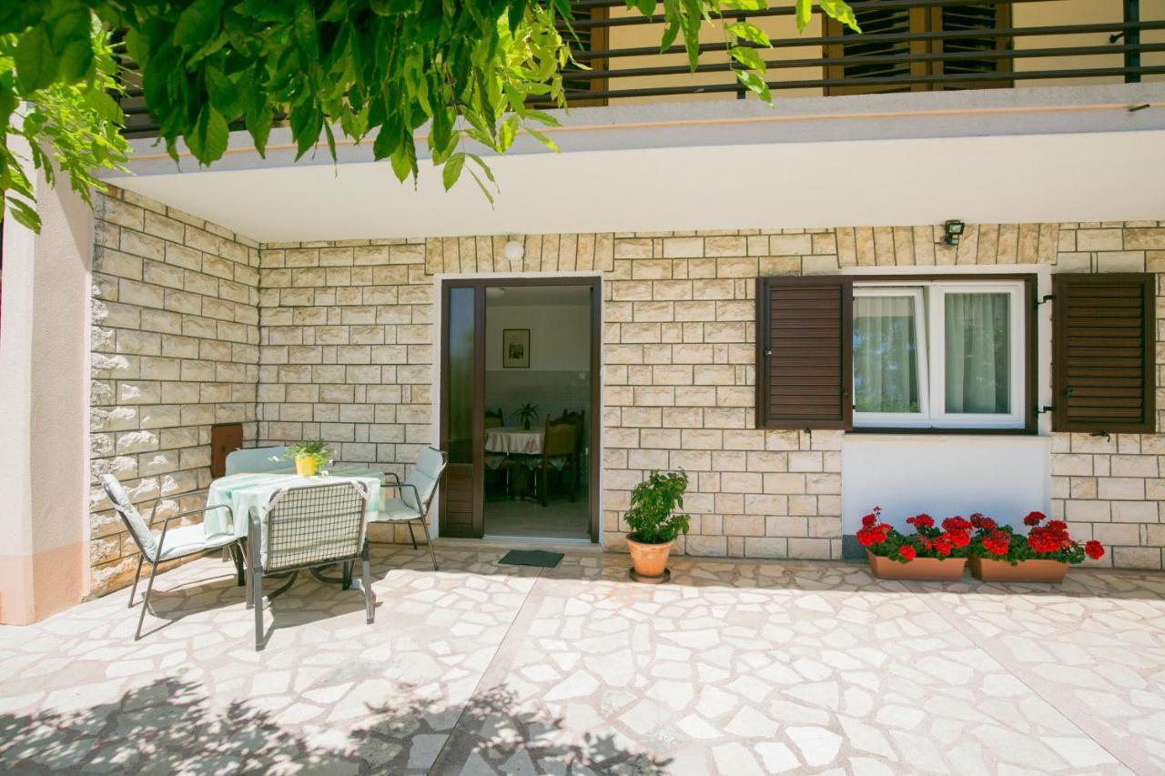 Apartman Vito Лабин Экстерьер фото
