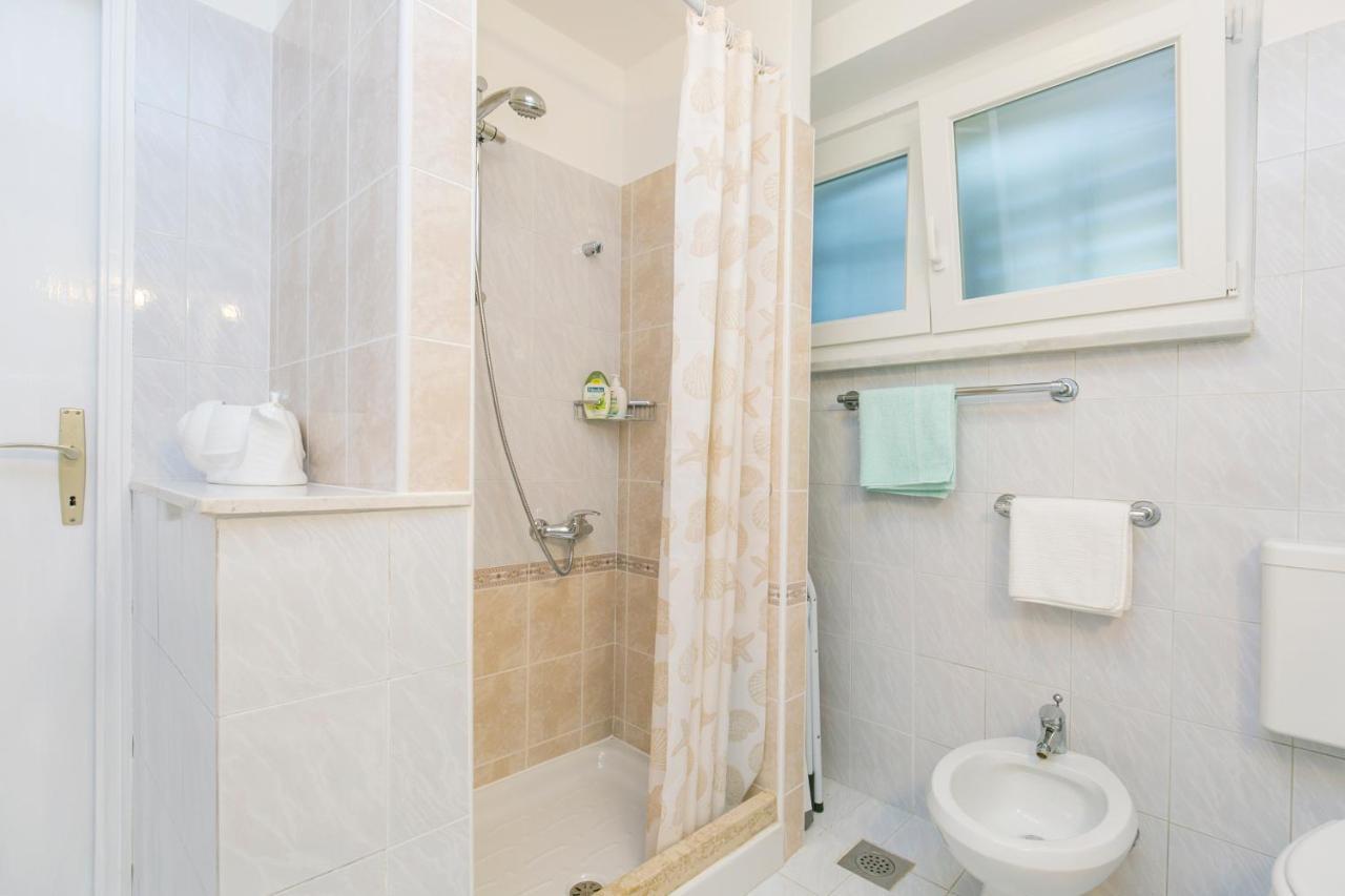 Apartman Vito Лабин Экстерьер фото